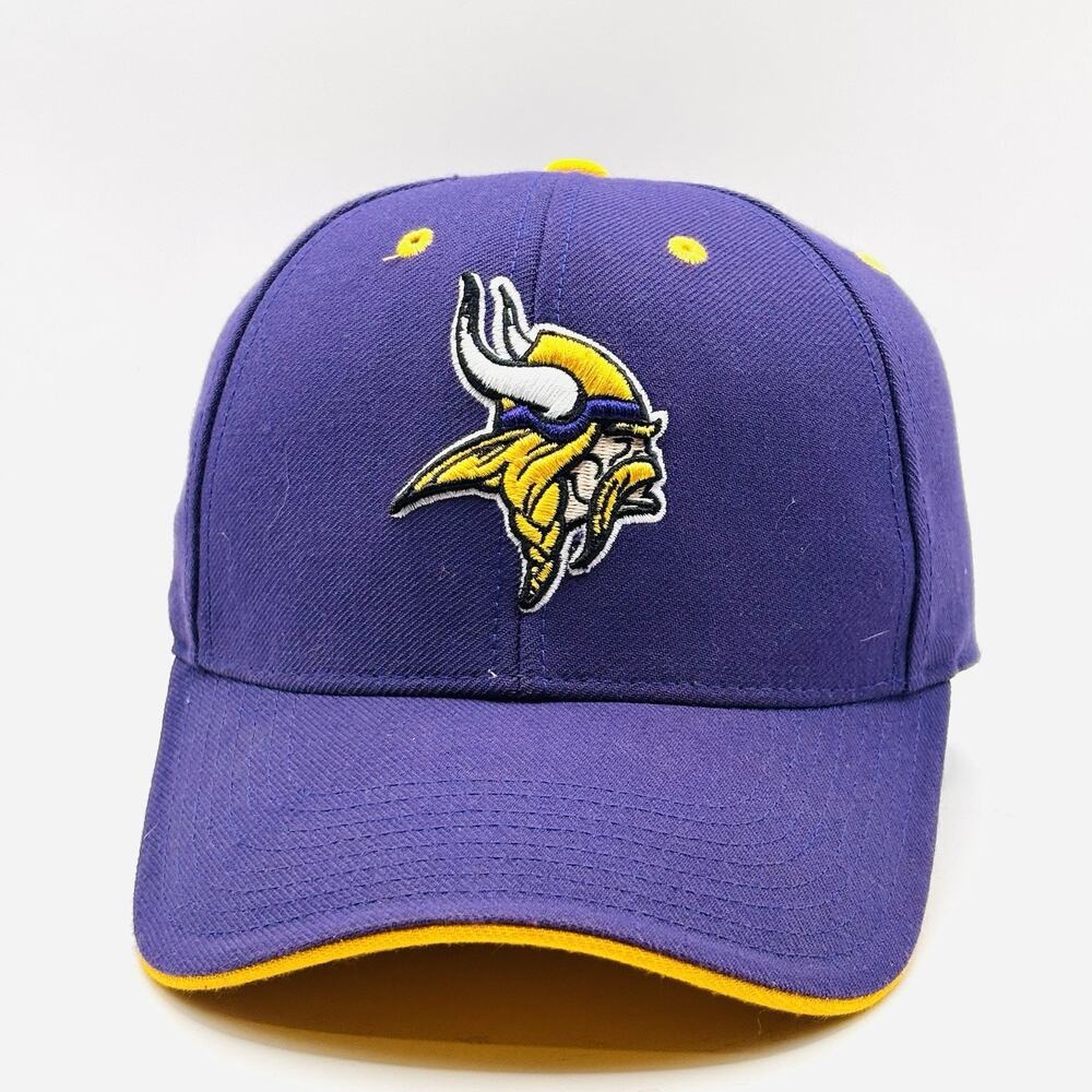 Minnesota Vikings Mens Hat One Size Strap Back Purple NFL Football Cap Dad Sport